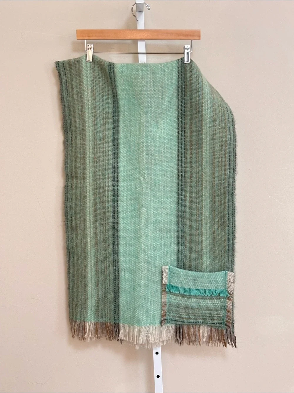 Ateljé Carding Bjursås Handwoven Mohair Blend Fringe Scarf Shawl Mint Green 64”
